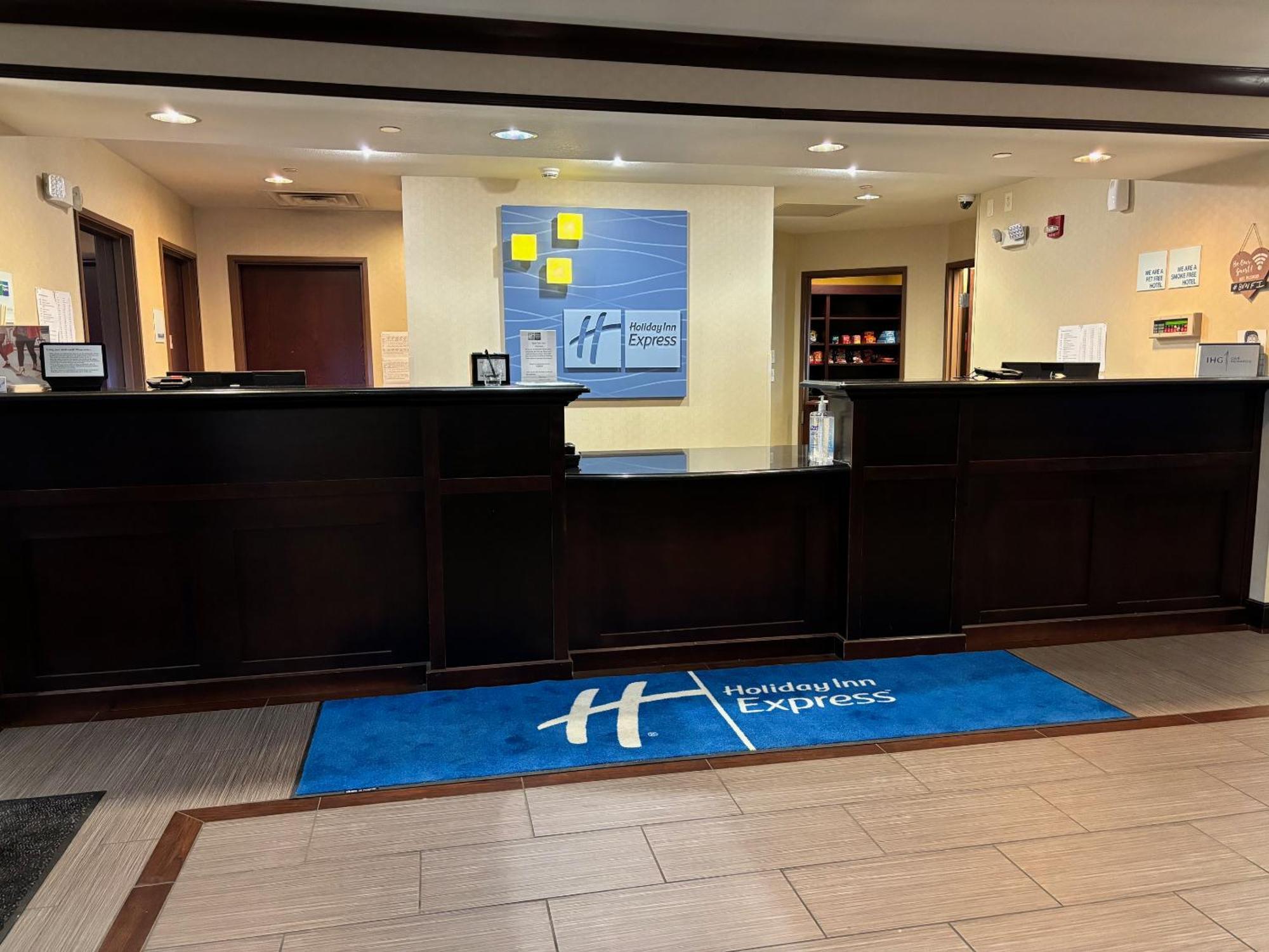 Holiday Inn Express Belle Vernon Zewnętrze zdjęcie
